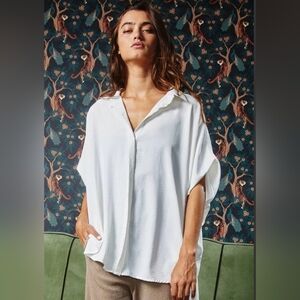 BUCKETLIST White Relaxed V-Neck Boxy Tunic
